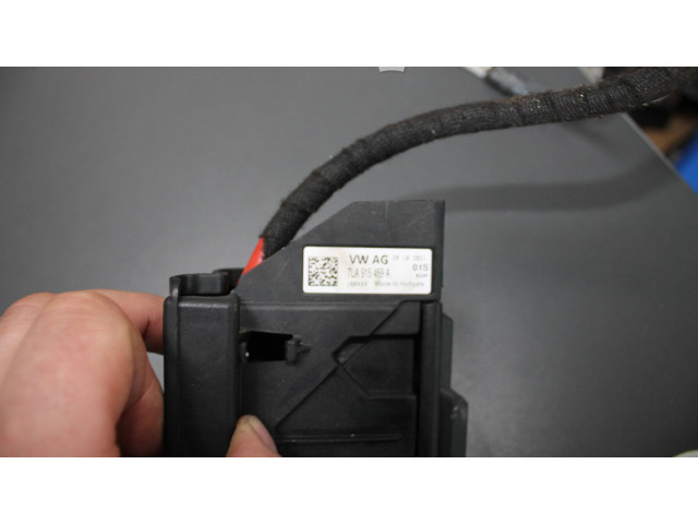   Pojistková skříňka 7L6915469A   Volkswagen Transporter - Caravelle T6 2019