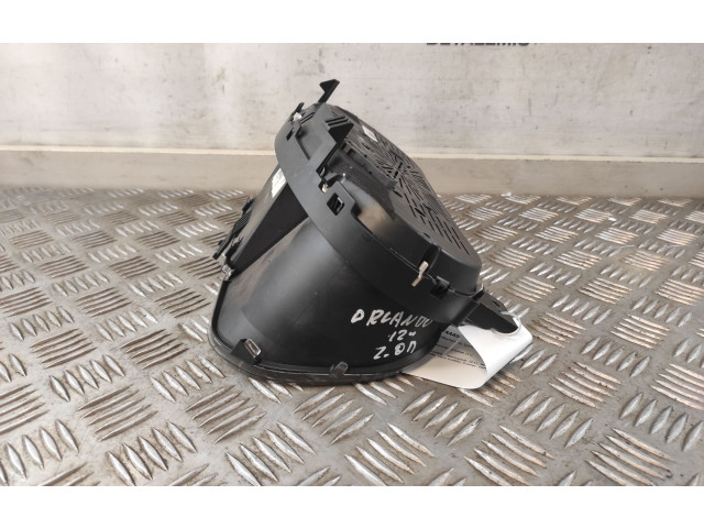 Панель приборов 688014257, 95218099   Chevrolet Orlando       