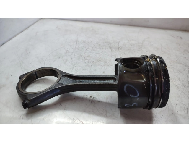 Píst Land Rover Range Rover L322 pro naftový motor 3.0