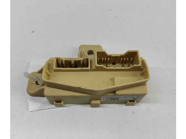 Блок предохранителей 91940J7010   KIA Xceed    