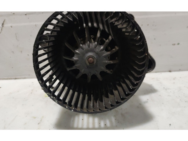 Вентилятор печки    77362495   Fiat Idea