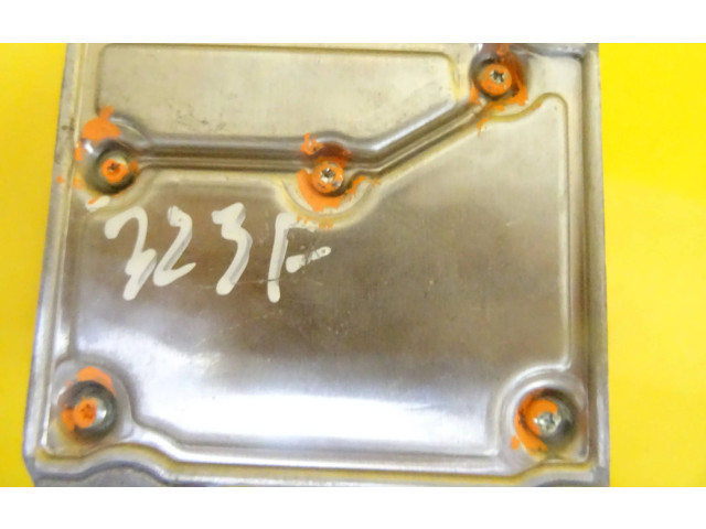 Блок подушек безопасности B16A-57-K30   Mazda 323 F