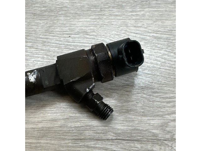 Vstřikovač 0445110243 Alfa Romeo 156 pro naftový motor 1.9