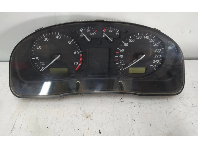 Панель приборов 09051949902   Volkswagen PASSAT       