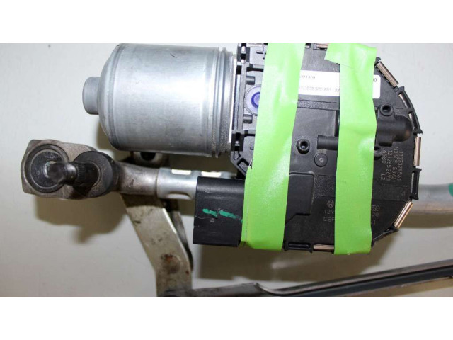 Моторчик дворников 31378574 Volvo V40