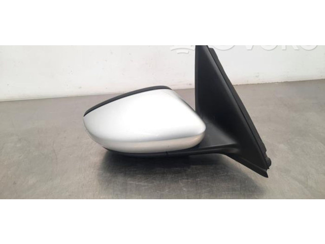 Зеркало электрическое Skoda Fabia Mk3 (NJ) 2015 - 2021 года