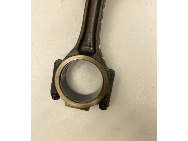  Поршень с шатуном AXD   Volkswagen Transporter - Caravelle T5  