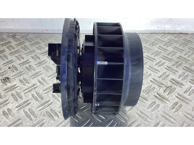 Вентилятор печки    0130309001, F011500093   Mercedes-Benz GLC X253 C253