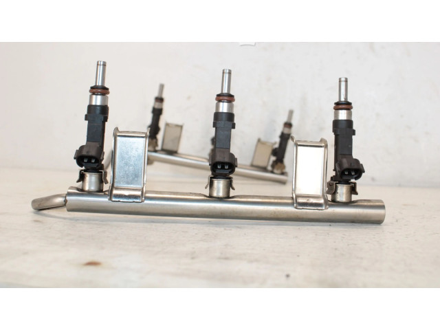 Vstřikovač 06E133551, 06E133681F Audi A6 S6 C6 4F BDW