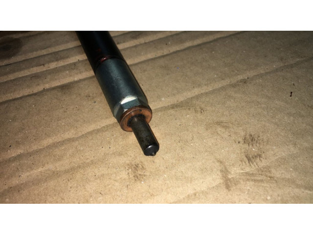 Форсунка 7390    Mazda Premacy для дизельного двигателя  2