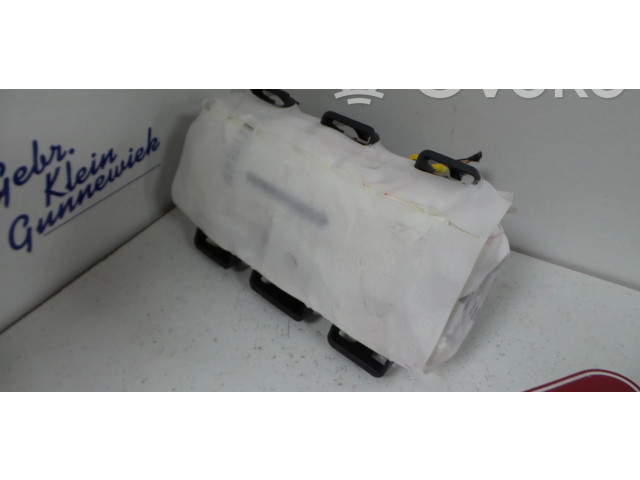 Подушка безопасности пассажира 13499663, 39030033 Vauxhall Astra K