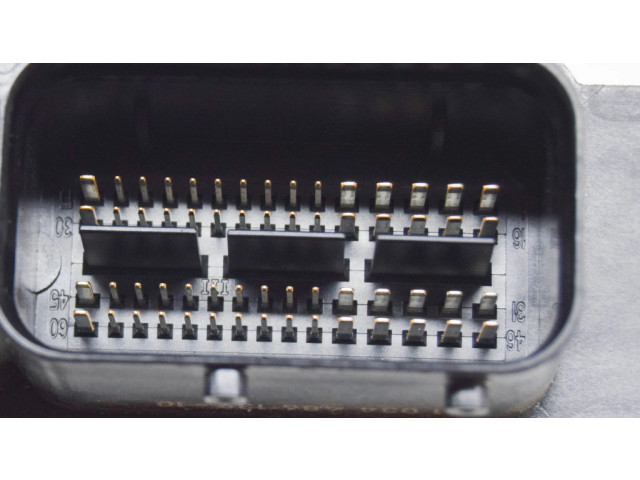 Блок управления двигателя 0261S09528, 04L907309AE   Volkswagen Scirocco