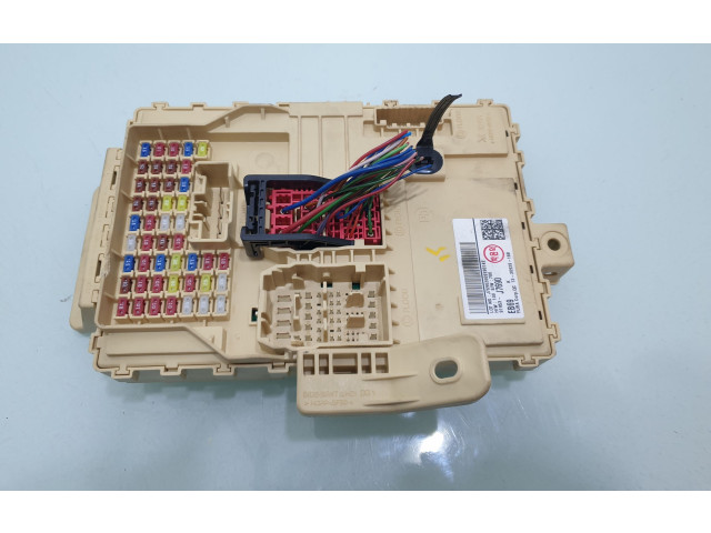 Блок предохранителей 91953J7690 KIA Ceed