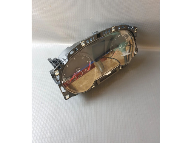 Панель приборов 5G0920861A   Volkswagen Golf VII       