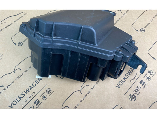   Pojistková skříňka 4H0937118   Audi A8 S8 D4 4H 2012