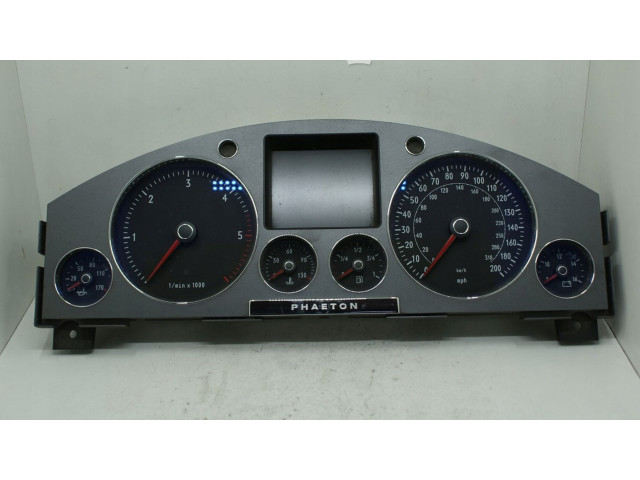 Панель приборов 3D0920982P, 5901110842013   Volkswagen Phaeton       