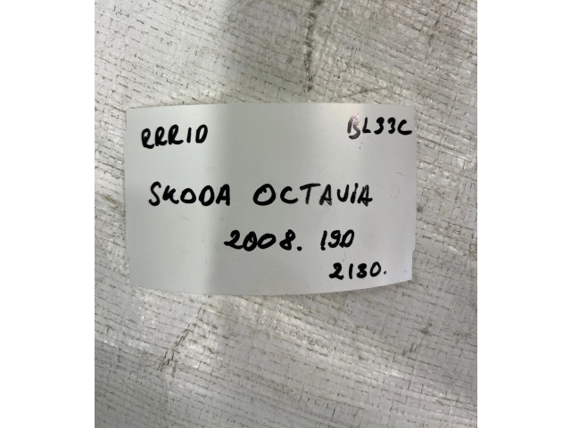 Блок предохранителей 3C0937049E, 28022870 Skoda Octavia Mk2 (1Z)