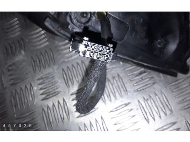 Зеркало электрическое        Skoda Fabia Mk3 (NJ)  2015 - 2021 года   