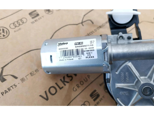 Моторчик заднего дворника 5H0955711C    Skoda Kodiaq