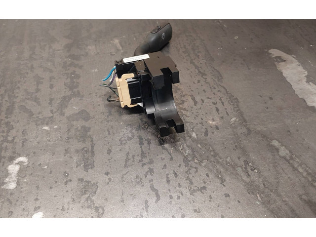 Ручка стеклоочистителей 8D0953503A    Audi A4 S4 B5 8D  ARM 