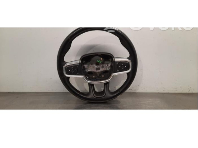 Руль Volvo XC40 - года P32227629