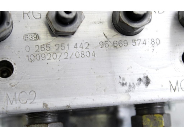 Блок АБС 9666957480   Peugeot  308  2007 - 2013 года