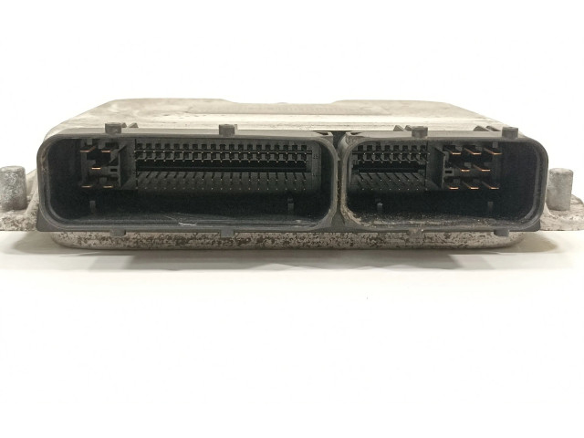 Блок управления двигателя 038906019DD Volkswagen Golf SportWagen