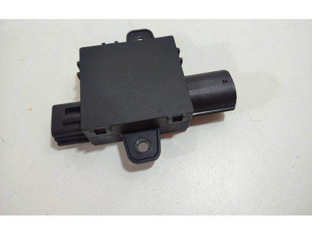 Модуль управления вентилятором 23506648   Chevrolet Camaro