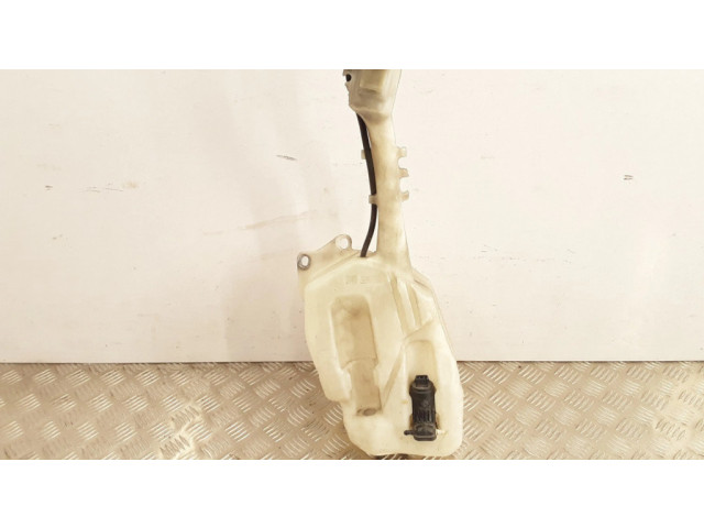 Бачок оконной жидкости