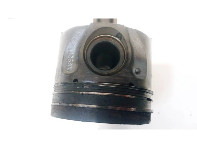 Píst Ford Mondeo Mk III pro naftový motor 2.0