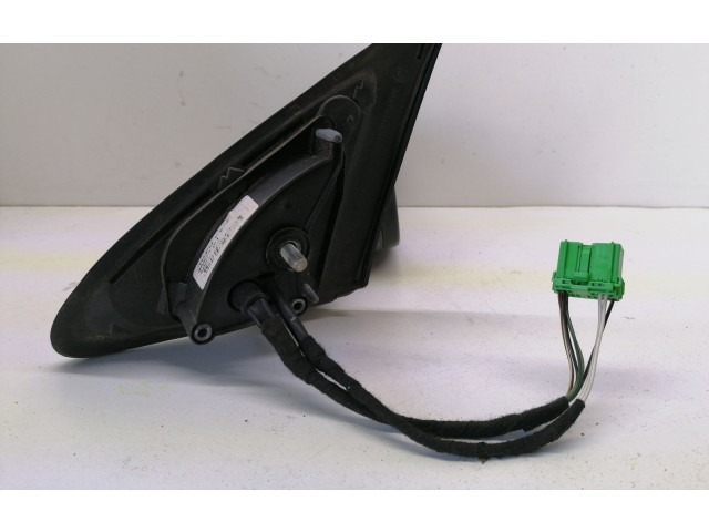 Зеркало электрическое Volvo V70 2000 - 2004 года