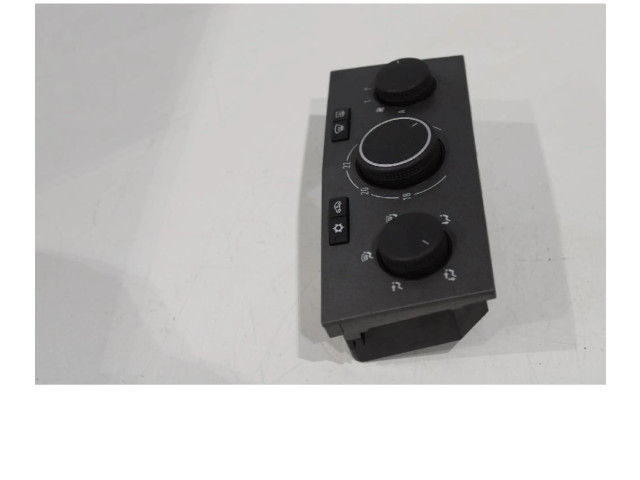 Řídící jednotka 90151257 Opel Zafira B 2008