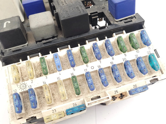 Pojistková skříňka 9148814, T91681993 Volvo 940 1994