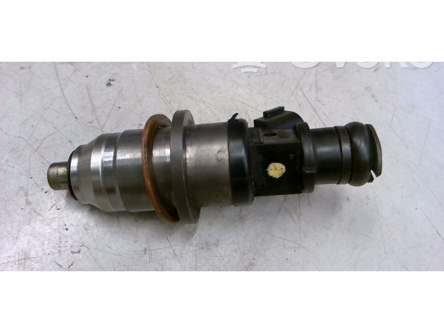 Форсунка E7T05071, MR560552 Mitsubishi Carisma