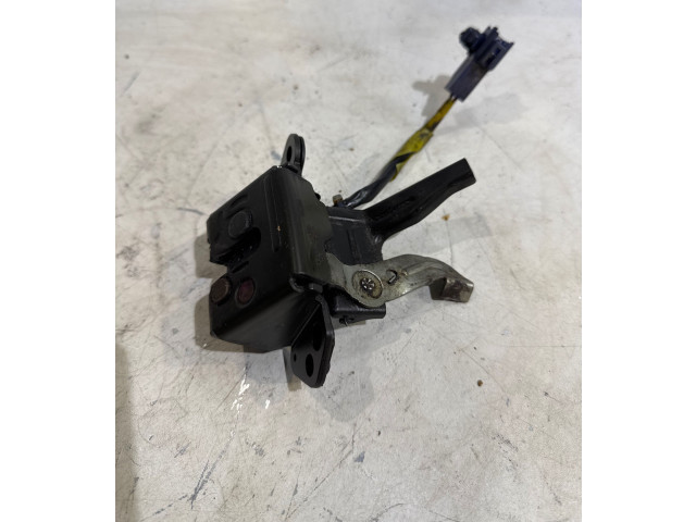 Zámek zadních dveří    Toyota Yaris 2007