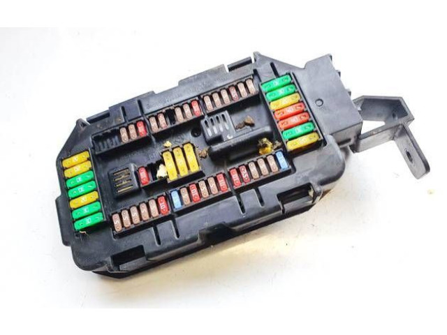 Ящик предохранителей (комплект) 9265835, 10688710 BMW X5 F15 2013