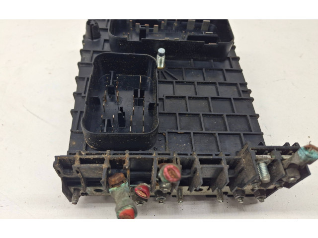 Блок предохранителей 1K0937124K Volkswagen Golf Plus