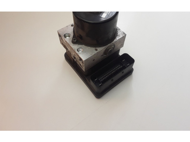 Блок АБС 31274908   Volvo  C30  2010 - 2013 года