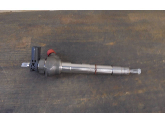 Vstřikovač 04L130277AC, 0445110469 Skoda Octavia Mk3 (5E) CRMB