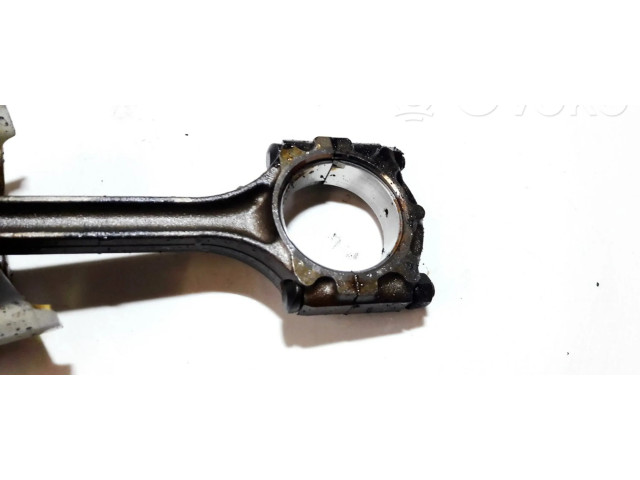 Поршень с шатуном Mitsubishi Colt для бензинового двигателя 1.8