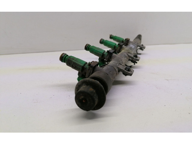 Комплект форсунок 9260930004    KIA Rio   