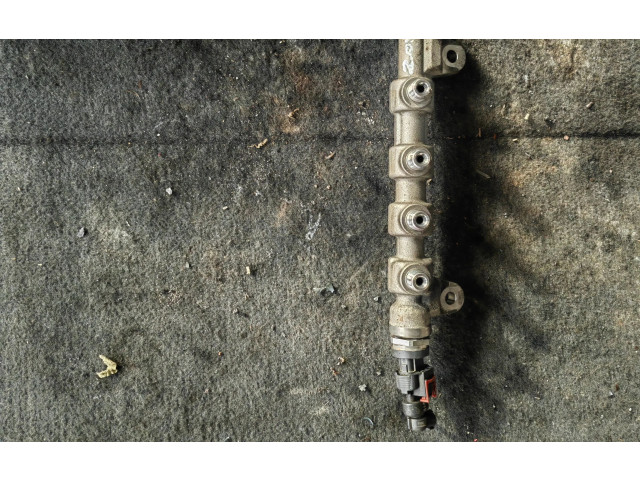 Vstřikovací lišta 0445214221 Opel Zafira C