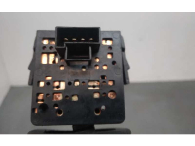 Ручка стеклоочистителей 09185417 Opel Meriva A