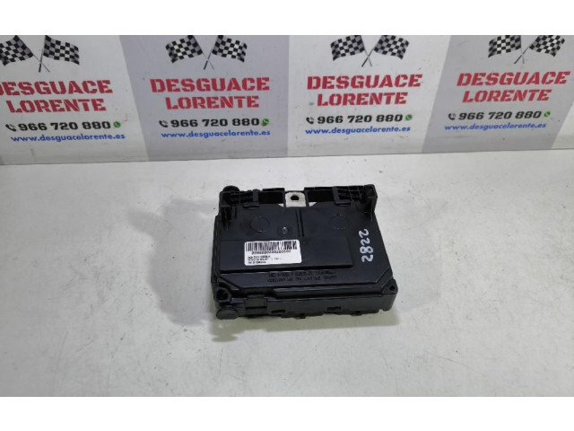 Блок предохранителей S118983004Q Citroen C4 I