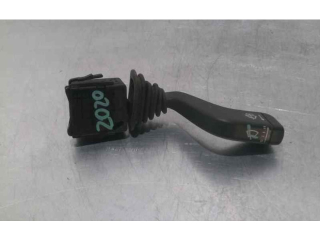 Ручка стеклоочистителей 09185413 Opel Combo C