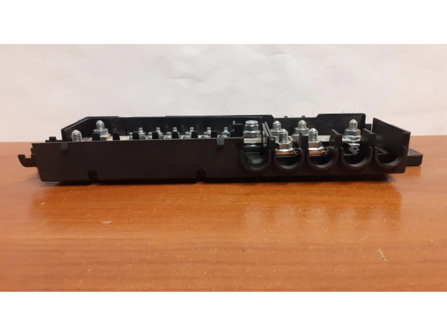 Pojistková skříňka CPLA-14Q073-AA Jaguar XF X260 2017