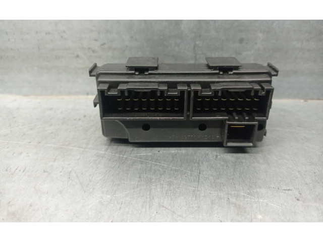 Pojistková skříňka Řídící jednotka BSM 919513X160   Hyundai i30 2016