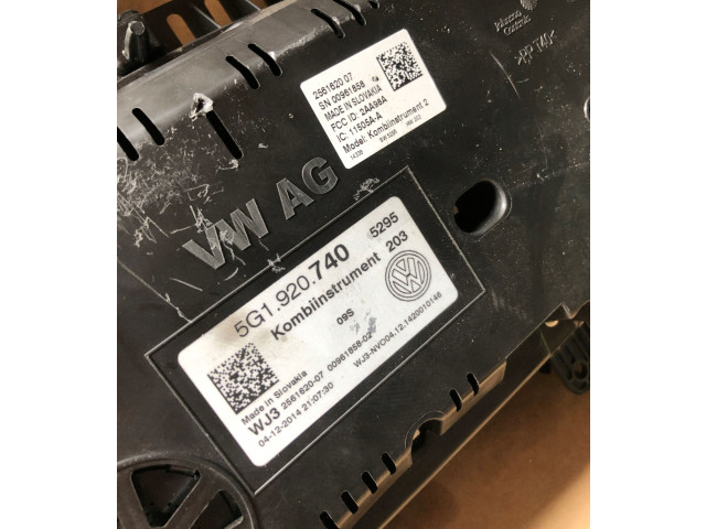 Панель приборов 5G1920740   Volkswagen Golf VII       