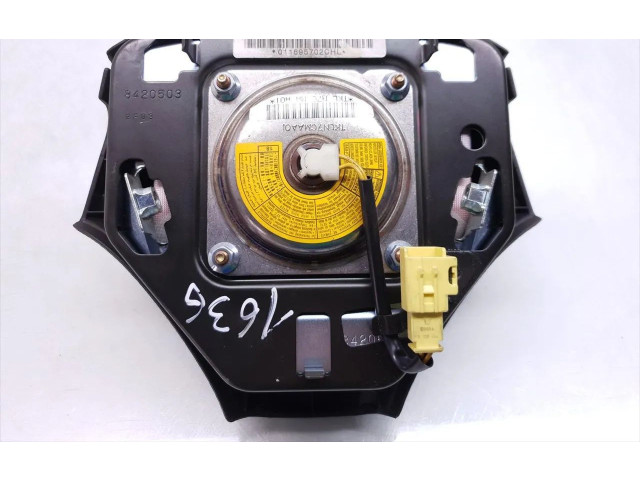 Подушка безопасности водителя 8420503   Toyota Corolla Verso E121