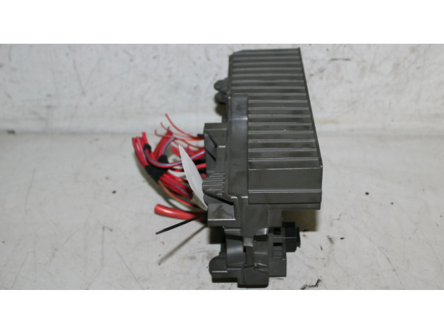 Pojistková skříňka BMW X6 E71 2010